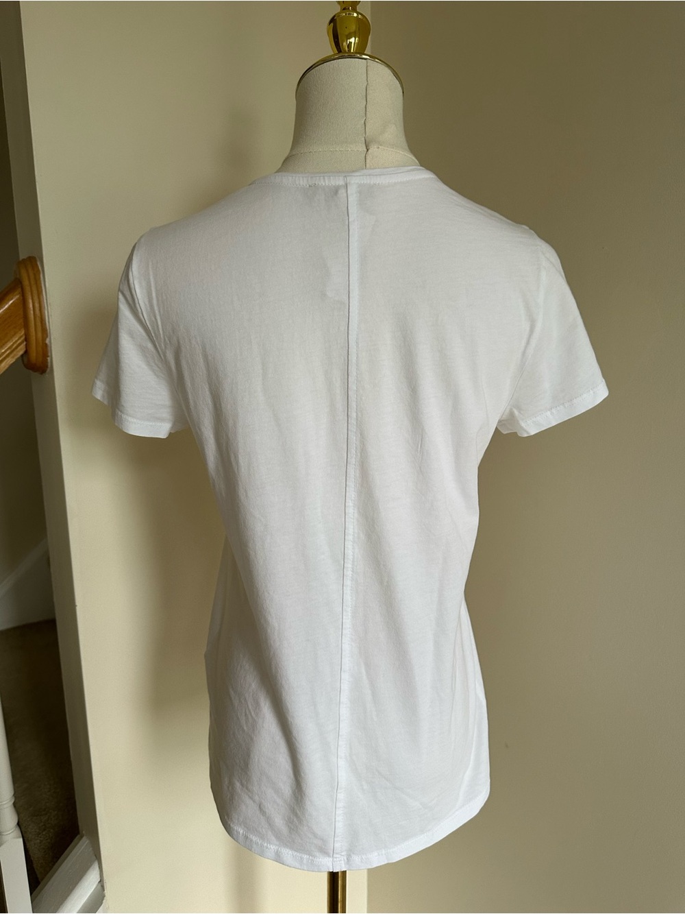 NWT Madewell Essential Slim Fit Tee Shirt- Medium - Picture 4 of 8